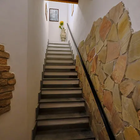 L'aquilino Oda ve Kahvaltı