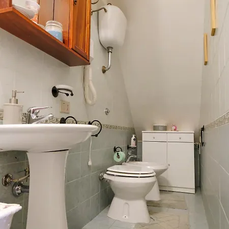 Oda ve Kahvaltı L'aquilino Iglesias