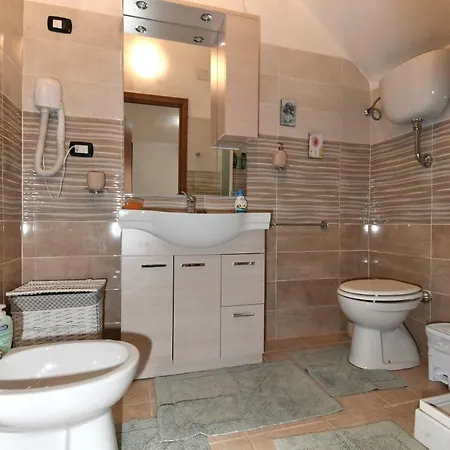 L'aquilino Oda ve Kahvaltı 3*